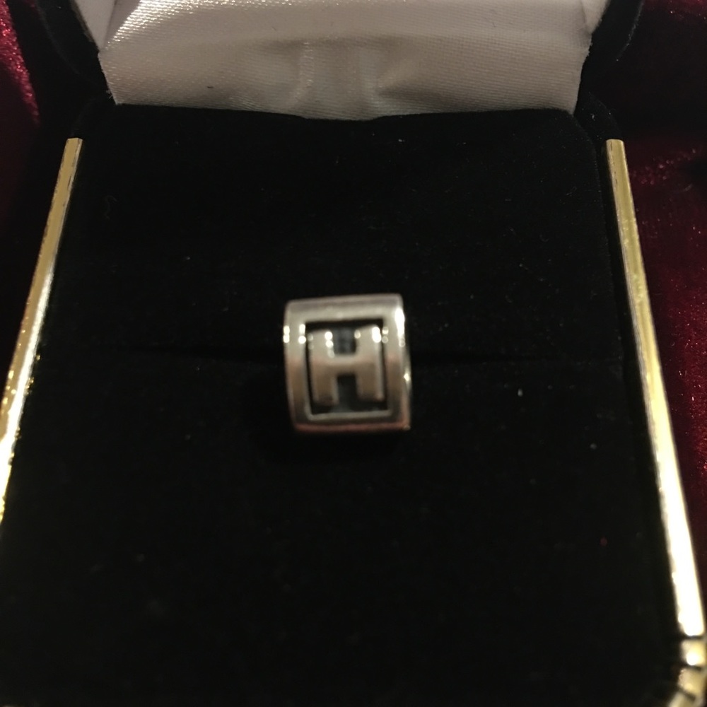 Pandora Letter H charm